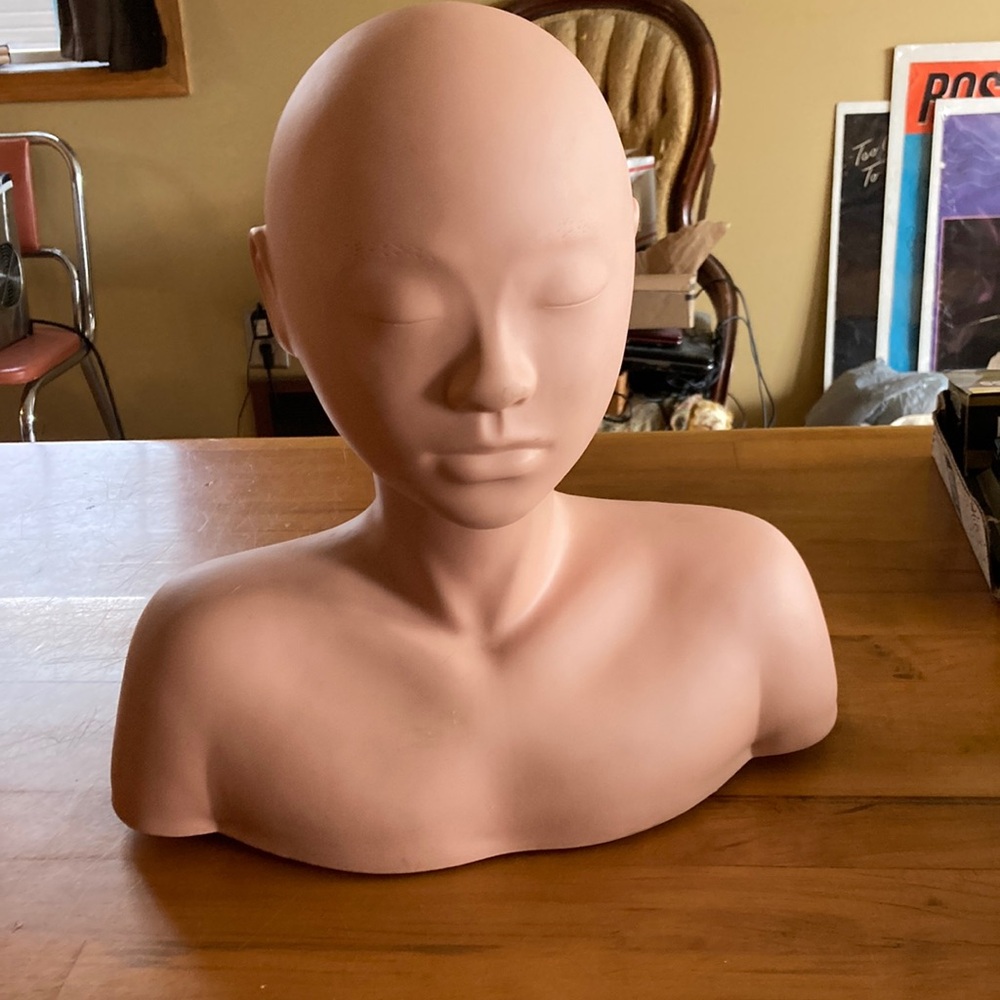 15” Marianna Mannequin training head makeup massage eyelash extensions wigs